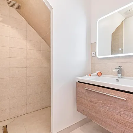 Maison Alta - Big House En - Rooftop, Garage, Jardin Et Barbecue أنجير